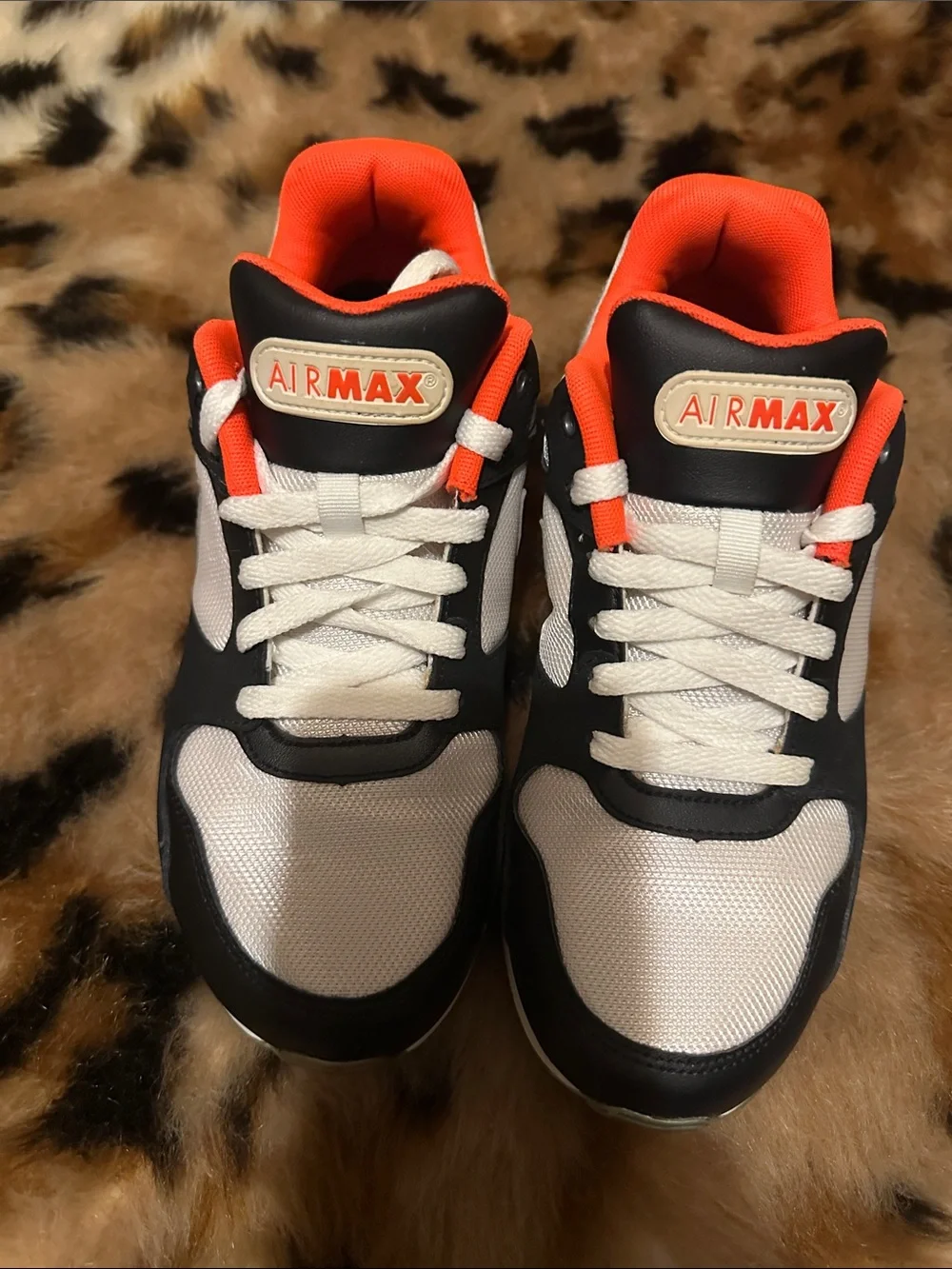 Nike Air Max Coliseum Racer Total Crimson Sneakers Women’s 9